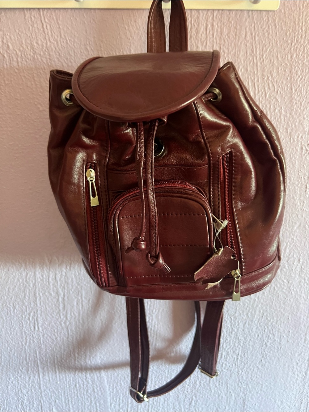 Vintage Red Leather Backpack – Multi-Pocket Travel Bag